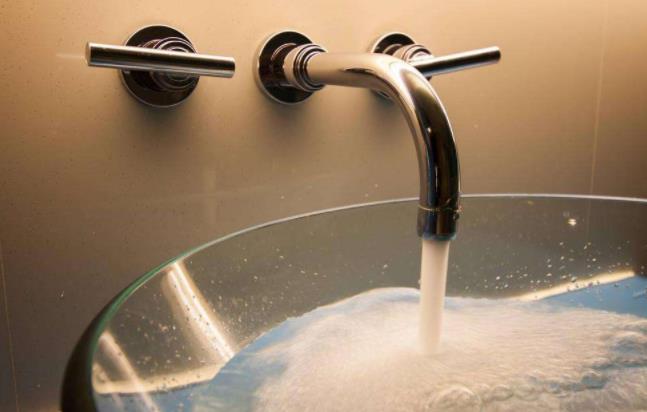 ppr連接點(diǎn)會(huì)老化嗎?這種情況下沒(méi)準(zhǔn)2年就老化了! ppr連接點(diǎn)會(huì)老化嗎?這種情況下沒(méi)準(zhǔn)2年就老化了!