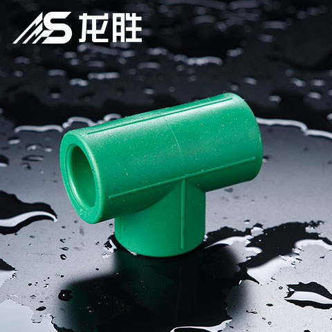 需要40個房間的酒店供熱水，應(yīng)該采用什么供水系統(tǒng)?