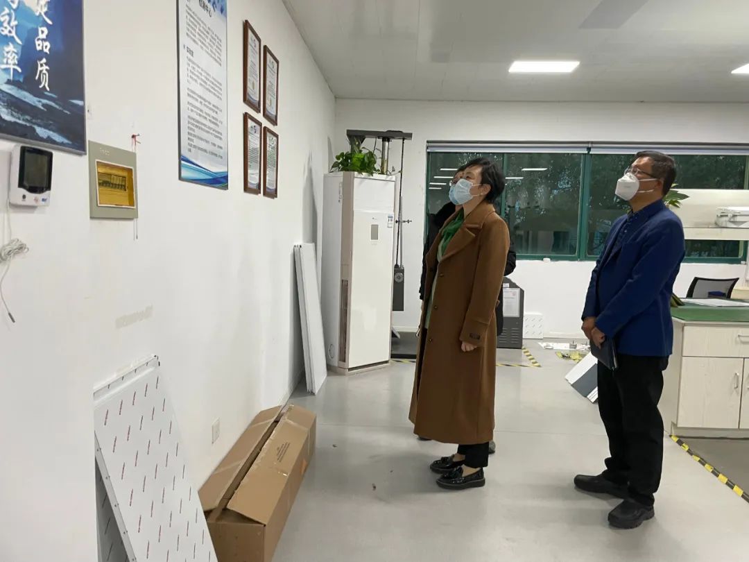 松江區副區長及政府眾領導蒞臨龍勝走訪調研 松江區副區長及政府眾領導蒞臨龍勝走訪調研